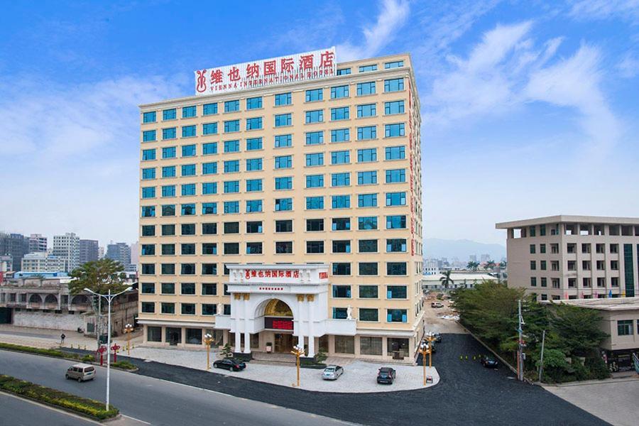 Vienna International Hotel Puning International Commodity City Екстериор снимка