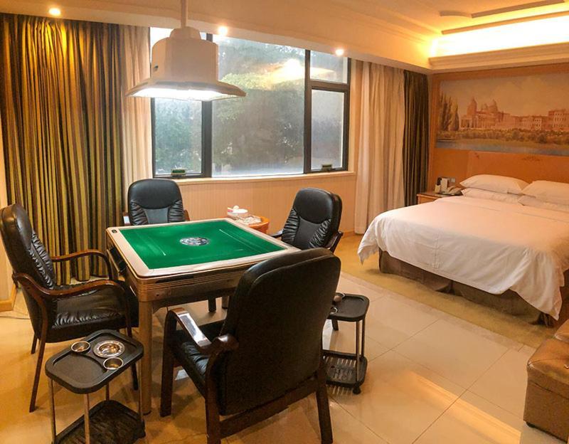 Vienna International Hotel Puning International Commodity City Екстериор снимка